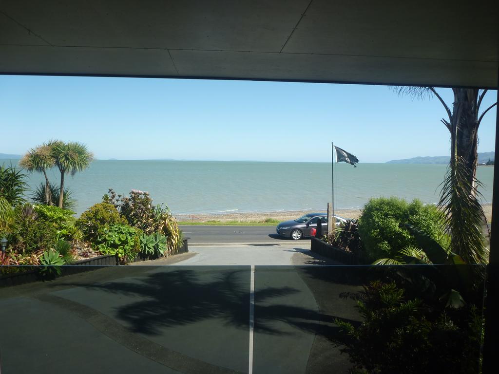 Pohutukawa Coast Bnb Te Puru Екстериор снимка