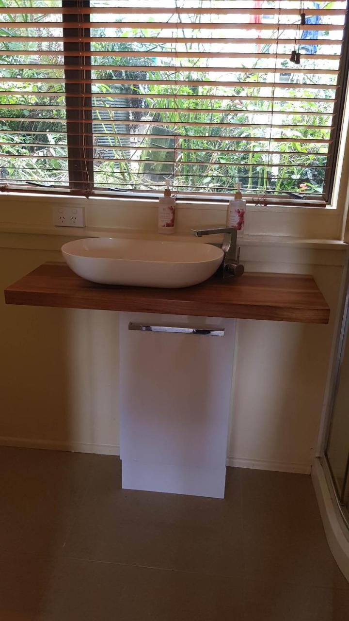 Pohutukawa Coast Bnb Te Puru Екстериор снимка